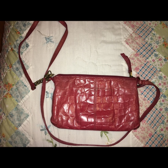 Clearance 🛍 Red fossil crocodile crossbody. - Picture 2 of 8